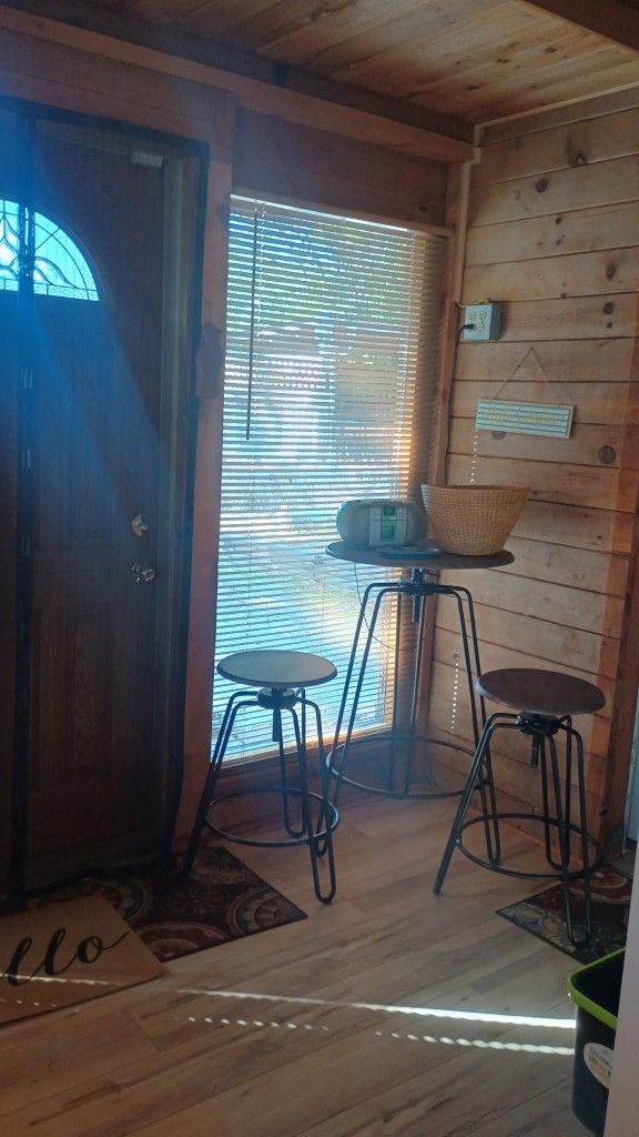 Breakfast Bar With Stools Wood Modern Color