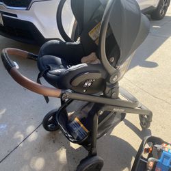 Maxi Cosi Travel System 