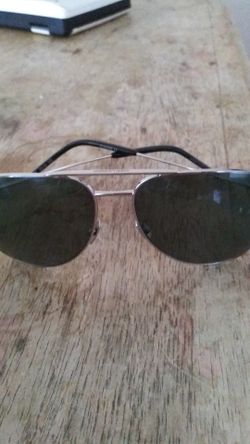 Ysl sunglasses new 100%authentic