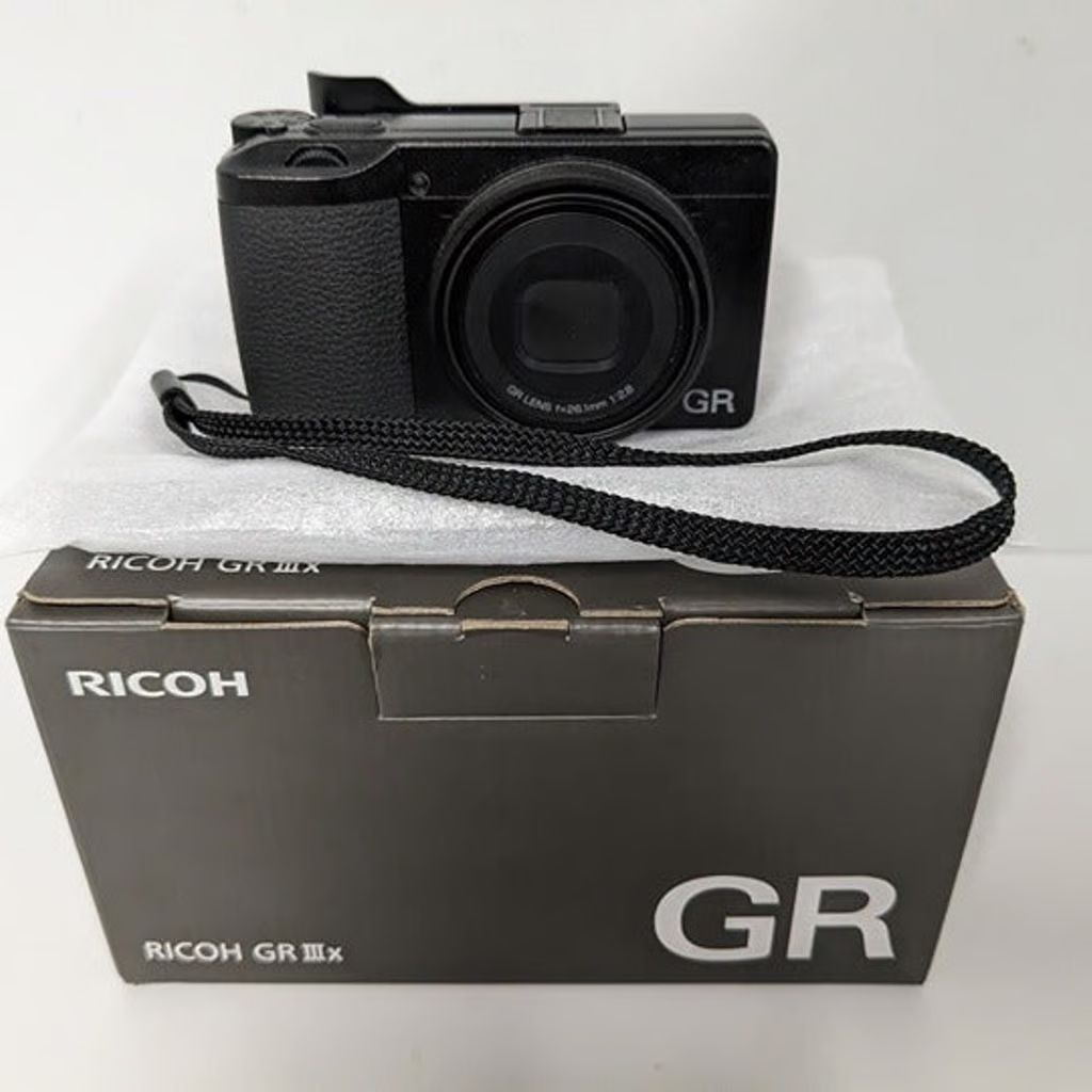 Ricoh GR IIIx 