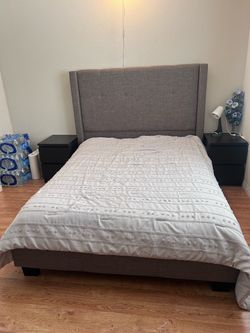 Full size bed with mattress