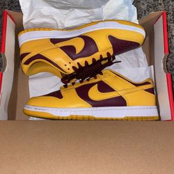 Nike Dunk Low 