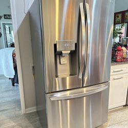 Stainless Steel Kitchen Appliances 