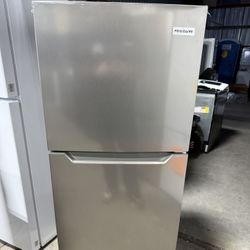 Brand new Frigidaire 12 cu. ft. Garage Ready Top Freezer Refrigerator in Fingerprint-Resistant Stainless Look, ENERGY STAR