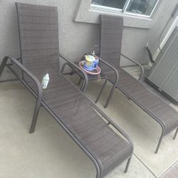 Two Lounge Backyard Chairs Set 