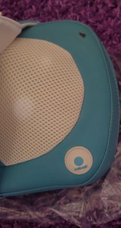 Massage pillow with heat & shiatsu massaging for neck pain shoulders & back