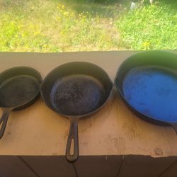 Cast Iron Skillets 3