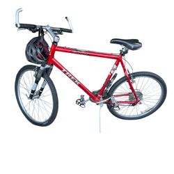 Trek 6000 Mountain Bike - RockShox & Kenda Tires