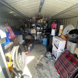 Storage/Garage Sale (read description below)(items Not free)