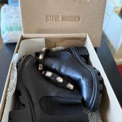 Steve Madden boots