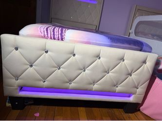 Twin Bed