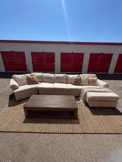 Beige Sectional Sofa w/ Chaise – Pet-Free, Smoke-Free – Delivery Available