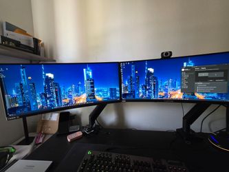 2 30inch Curved Monitors