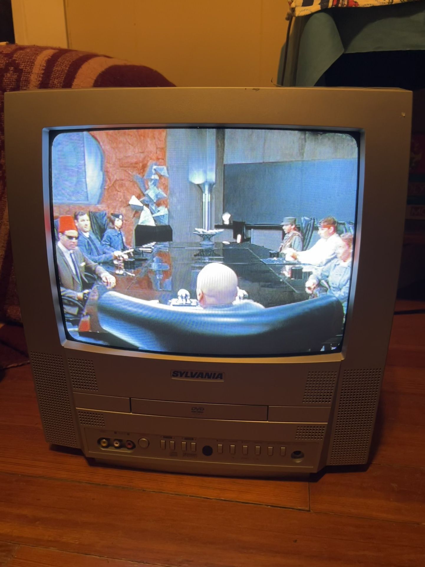 Sylvania CRT Tv With DVD Player