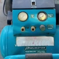 Makita Air Compressor