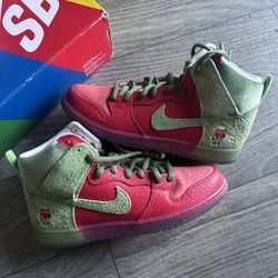 Nike Dunk High Sb Strawberry Cough