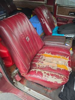 Chevrolet Blazer  bucket seats