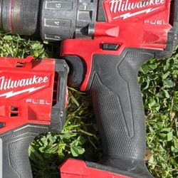 MILWAUKEE FUEL M18 BRUSHLESS  DRILL 