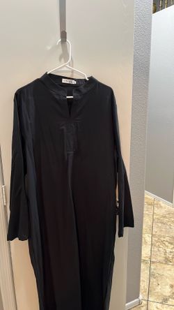 Men’s Thobe Black Cotton Size Medium New