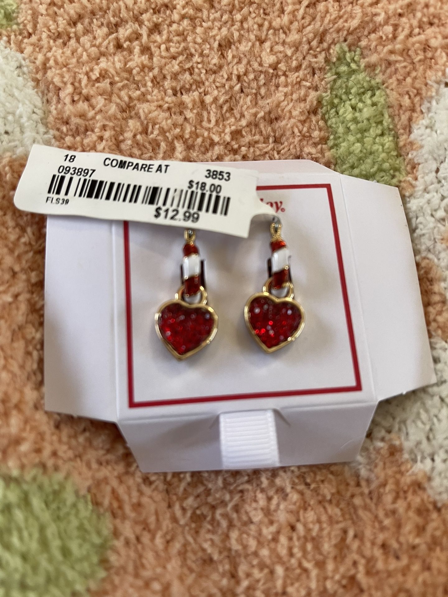 Women’s Heart Earrings NEW