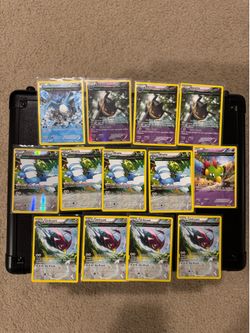 Pokemon Roaring Skies Lot