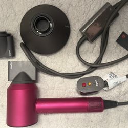 Dyson Supersonic Hair Dryer – Fuchsia/Pink – With Attachments
