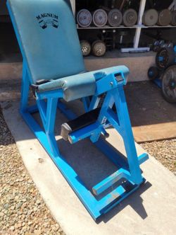 Vintage Magnum Strength Leg Extension Leg Curl Machine Plate Loaded Center Drive
