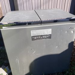 Outdoor Freezer Refrigerator 