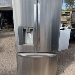 LG REFRIGERATOR 