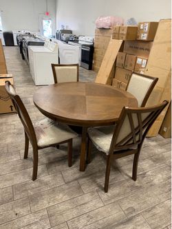 New dining table Powell cormac 5 piece dining room set