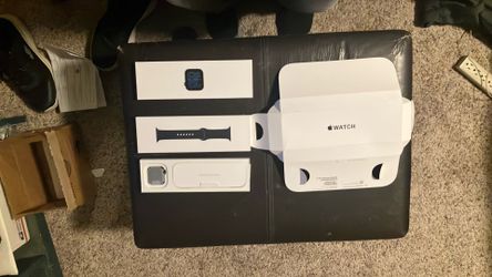 Apple WatchSE 3 40mm Midnight AI midnight
