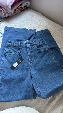 Fashion Nova Jeans