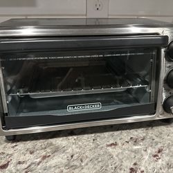 Black and Decker Toaster Oven