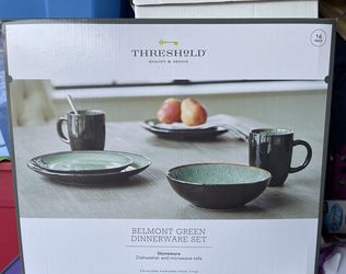 Belmont Green StoneWare 16 Pcs Dinnerware Set