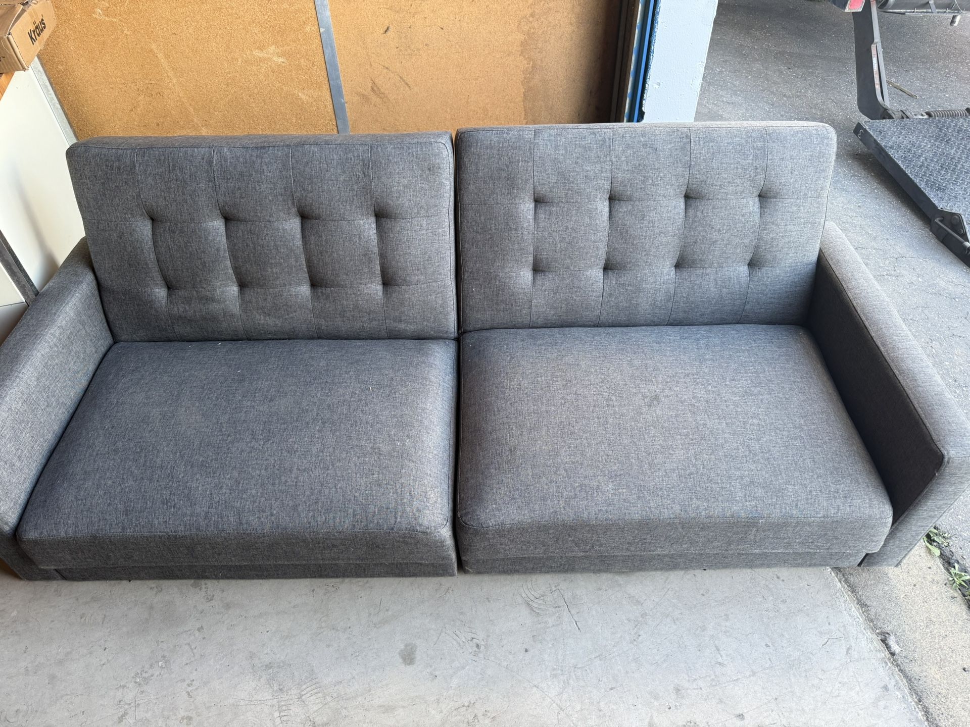 Tufton Futon