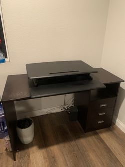 Desk (read description!) 
