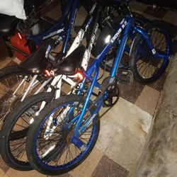 3 Nice Bikes 
