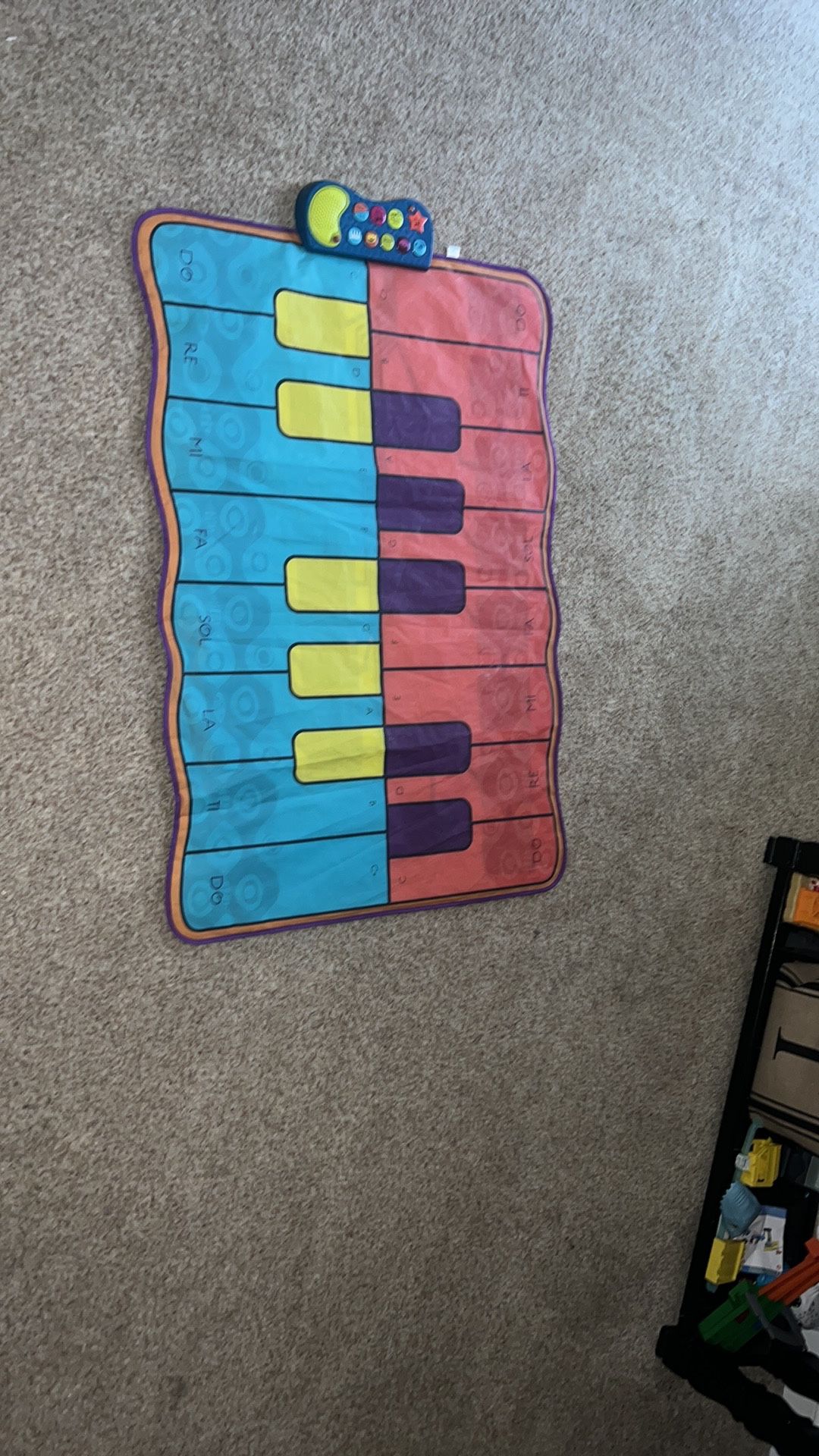 Boogie Woogie Mat Kids Floor Piano Dance Mat Lights and Music. Is a lil wrinkled/has marks from use