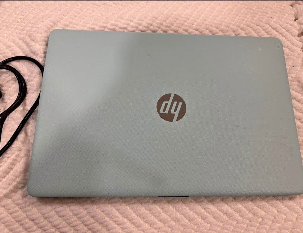 HP 15.6 laptop intel pentium