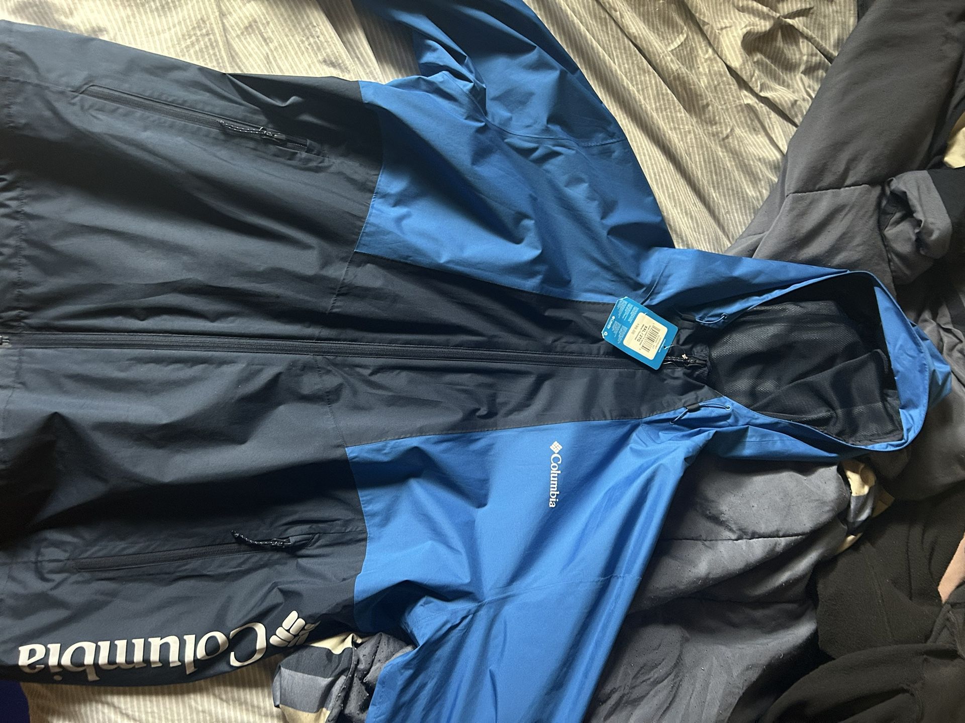 Columbia Wind Breaker