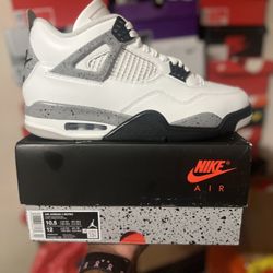 Jordan 4 Retro 
