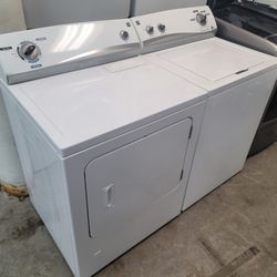 Kenmore Top Loading Washer And Stackable Gas Dryer Set In Excellent Condition Reliable 