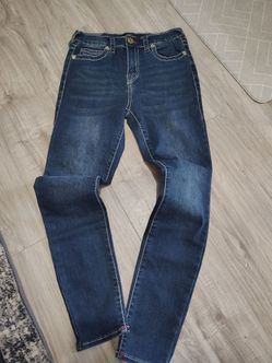 True Religion women's jeans—excellent condition, size 26, stretch fit.