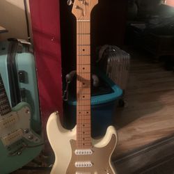 Harley Benton Strat style Guitar 