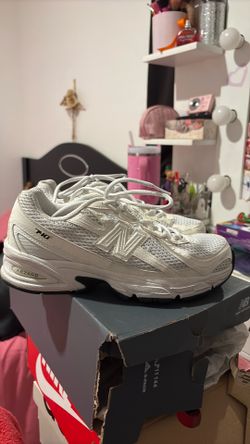 New balance shoes