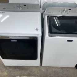 Maytag Electric Set