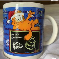 GARFIELD CERAMIC COFFEE MUG MERRY CHRISTMAS SEASON'S GREETINGS 1996 VINTAGE