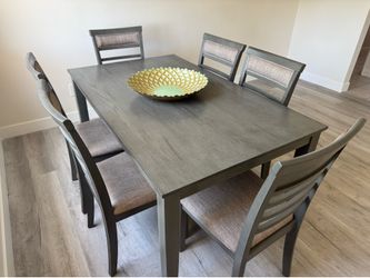 Grey Taupe Dining Set - 6 Chairs - Excellent Condition