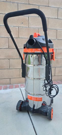Kubota Wet/Dry Vacuum