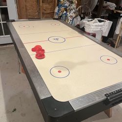 Air Hockey Table